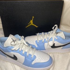 AIR JORDAN 1 LOW (GS) SIZE 6/5Y (BIG KIDS SIZE)